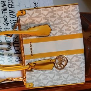 michael kors small bag